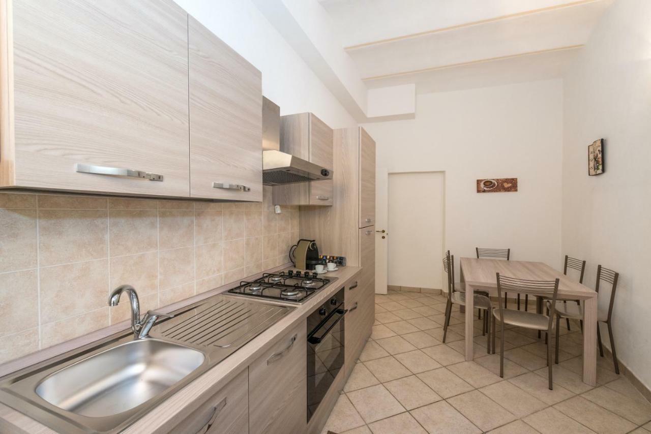 Finalborgo - Casa Nanetti 6 Posti In Centro Apartment Finale Ligure Exterior photo